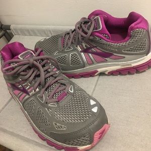 Brooks - Ariel Running Sneaker Shoe